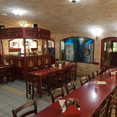 Cisar Ferdinand لوكيت