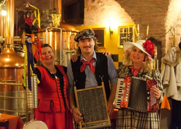 Cisar Ferdinand Szálloda 3*