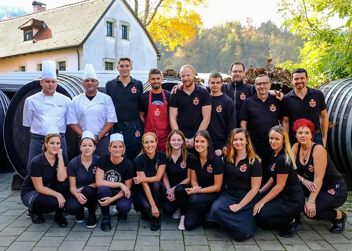 Szálloda Cisar Ferdinand 3*